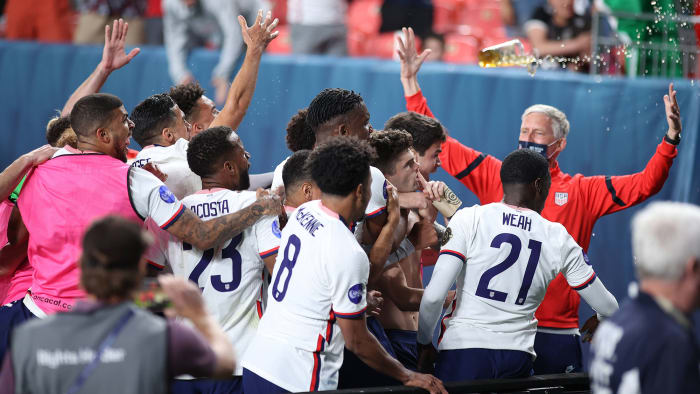Christian Pulisic scores for the USA vs. Mexico